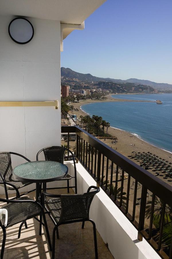 Beachfront Apartment Малага Екстериор снимка